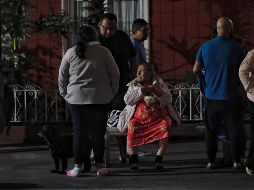El sismo de anoche generó un susto entre los capitalinos. EFE/S. Gutiérrez