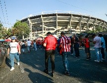 Largas filas y desesperación entre los seguidores, ocasionó en esta ocasión el Fan ID. EL INFORMADOR/C. Zepeda