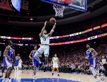 Aunque no estuvo tan fino, Jayson Tatum (#0) respondió al final. AP/M. Slocum