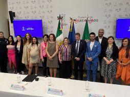 En la firma de convenio estuvo presente también la presidenta del Inmujeres, Nadine Gasman Zylbermann. ESPECIAL