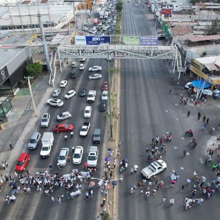 Ante las desapariciones, bloquean López Mateos