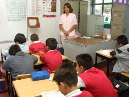 En México, de acuerdo con el Instituto Nacional de Estadística y Geografía (Inegi), hasta 2022 había poco más de 2.17 millones de docentes en 255 mil 535 escuelas en el país. EL INFORMADOR / ARCHIVO