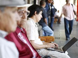 66.4% de los hogares contó con disponibilidad a las Tecnologías de Información. EFE/ARCHIVO