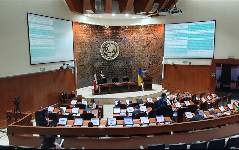 El jueves prevé sesionar el Congreso de Jalisco para avalar la “Ley 3 de 3 contra la violencia”. ARCHIVO