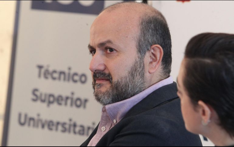 La primera reunión sostenida entre el gobernador y Ricardo Villanueva (foto) se llevó a cabo con la presencia del secretario de Gobernación, Adán Augusto López. EL INFORMADOR/ARCHIVO