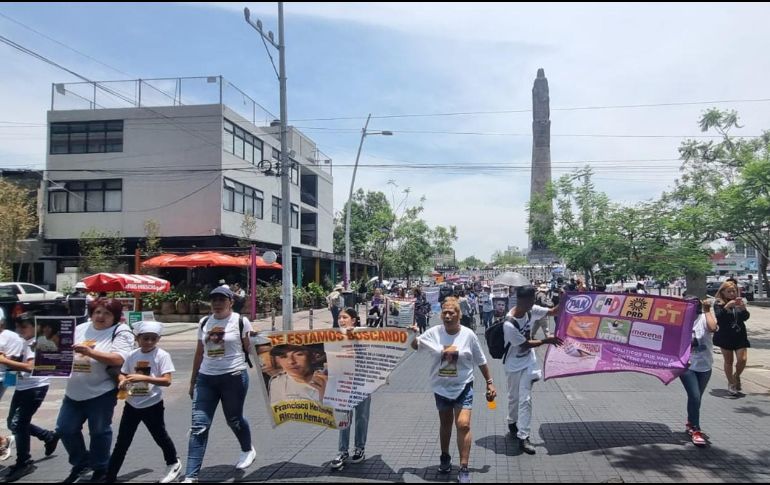 De acuerdo con el colectivo, esta es la segunda marcha por la libertad vida y seguridad de los desaparecidos. EL INFORMADOR/ E. Zamudio