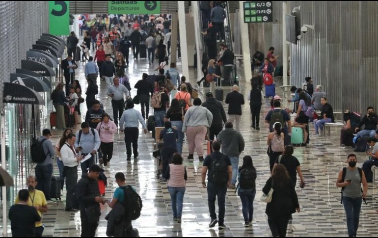 La tormenta eléctrica obligó a suspender algunas operaciones en el AICM. ESPECIAL