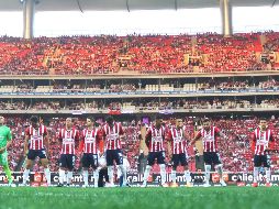 Chivas necesita ir por dos goles y no recibir ninguno para pasar a la gran final. IMAGO7/Archivo