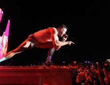 Imagine Dragons. Dan Reynolds interactuó con el público que se dio cita en la primera jornada del Corona Capital. EL INFORMADOR/A. Camacho