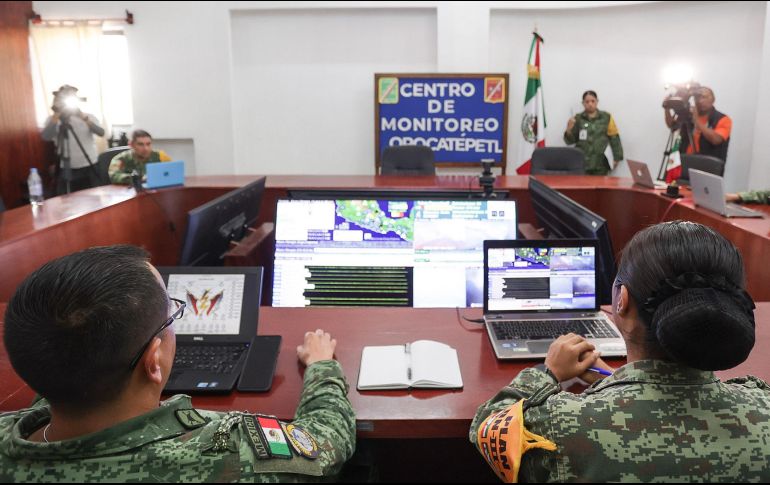 Autoridades locales y estatales mantienen un monitoreo constante del Popocatépetl. EFE/G. García