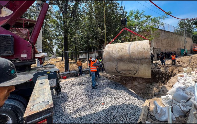 En el Parque San Rafael se lleva a cabo la instalación de un colector pluvial. EL INFORMADOR/ A. NAVARRO