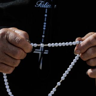 Miembros del clero abusaron de casi dos mil menores desde 1950 en Illinois