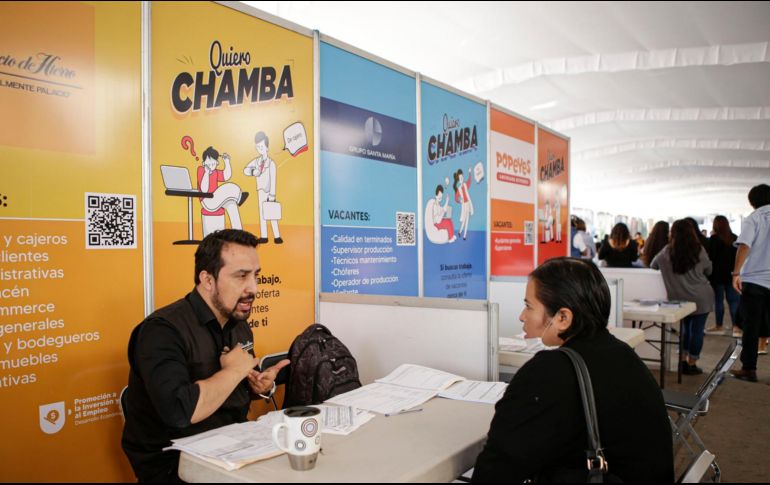 Las oportunidades laborales en el extranjero llegan a tener mayor difusión. EL INFORMADOR/ARCHIVO