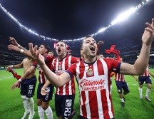 El Guadalajara cada vez está más cerca de levantar un nuevo título de liga. ESPECIAL/Chivas