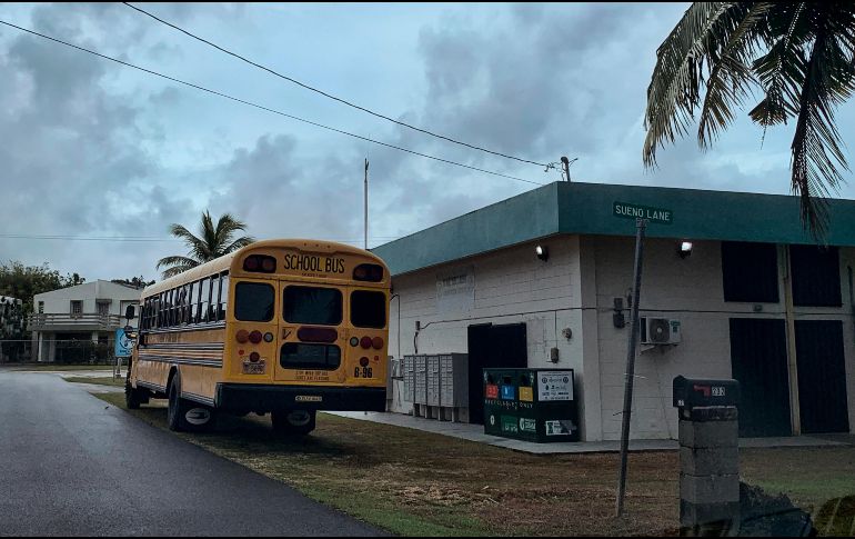 El tifón pasó sobre el extremo norte de la isla el miércoles por la noche. AP/G. Garces