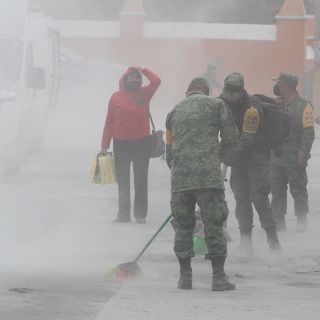 ¿Qué pasa si consumes alimentos con ceniza volcánica?