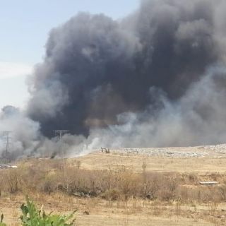 Arde el vertedero de Matatlán en Tonalá