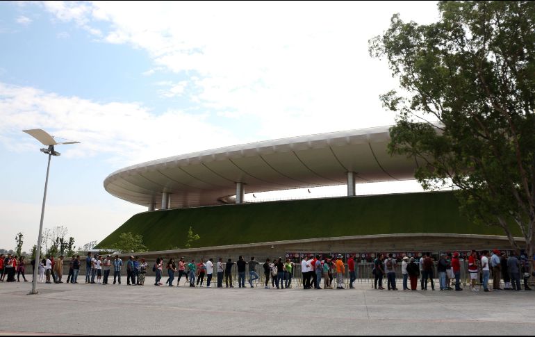 La afición del Guadalajara busca a como dé lugar un boleto para la gran final del día domingo. IMAGO7/Archivo