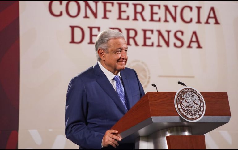 López Obrador señala al empresario Claudio X. González de estar de la campaña en su contra en 2006. SUN / H. Salvador