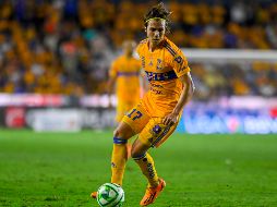 El mediocampista de los felinos, el mexicano Sebastián Córdova se quejó en sus redes sociales de la actuación del “Cantante”. IMAGO7