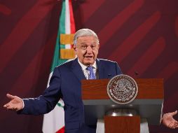 López Obrador dijo que hay reacciones en contra del combate al fentanilo y otros precursores químicos porque antes los puertos estaban tomados por la delincuencia. SUN/H. Salvador