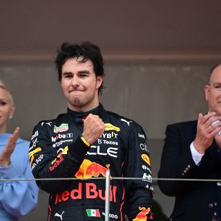 Checo Pérez no podrá aventarse a la alberca del GP de Mónaco en caso de ganar