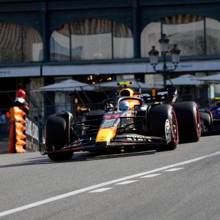 Complicado día para Checo Pérez en Mónaco