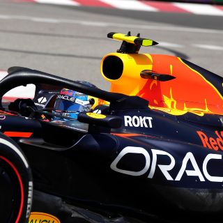 "Checo" Pérez hace enojar a Carlos Sainz y Fernando Alonso en el GP de Mónaco