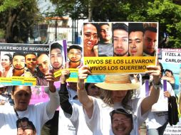 Familiares de desaparecidos marcharon por las calles de Guadalajara. EL INFORMADOR/A. Camacho