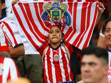 Los aficionados podrán ver en cinco mega pantallas el partido entre Chivas vs Tigres. EL INFORMADOR/ C. ZEPEDA
