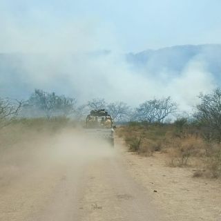 Controlan incendio en Cerro del Diablito, en Ixcatán