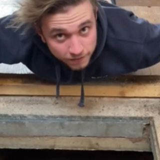 Joven pareja compra una casa y sorprende a todos con lo que se encontró (VIDEO)