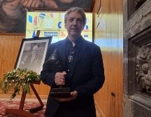 El jurado, en representación de la presidenta de éste, Soledad Álvarez, destacó que el premio le fue otorgado al autor mexicano por ser una obra de gran fuerza innovadora en el panorama de las letras hispánicas. EL INFORMADOR / K. El jurado, en representación de la presidenta de éste, Soledad Álvarez, destacó que el premio le fue otorgado al autor mexicano por ser una obra de gran fuerza innovadora en el panorama de las letras hispánicas. EL INFORMADOR / K. Esparza