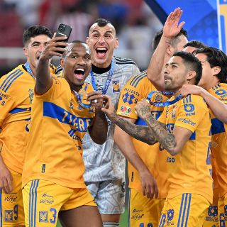 Para Nahuel Guzmán, Chivas la debía y se la cobraron