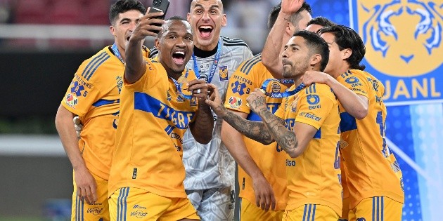 Tigres: Jugadores se burlan de la canci&oacute;n de c&aacute;bala de Chivas (VIDEO)