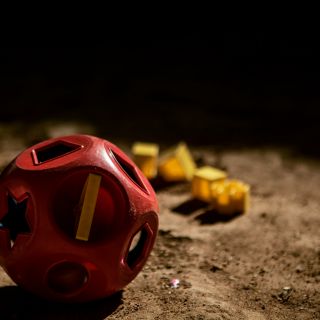 Sin comida y encadenado del cuello abandonan a un niño en Tabasco