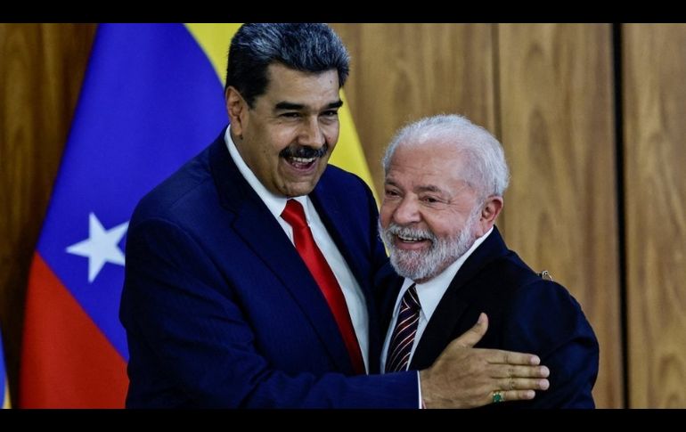 Nicolás Maduro no visitaba Brasil desde enero de 2015. En la foto, junto al presidente de ese país, Luiz Inácio Lula da Silva. REUTERS