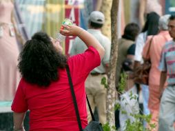 Los sueros o electrolitos orales son bebidas cuya fórmula favorece la reposición de líquidos en forma inmediata, evitando la deshidratación ocasionada por alguna afección médica. EL INFORMADOR / ARCHIVO