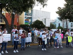 Familiares de los 7 jóvenes desaparecidos se han manifestado en diversas ocasiones para pedir que se acelere la búsqueda. EL INFORMADOR/ A. Camacho