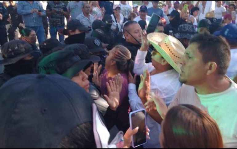 El partido Hagamos Jalisco lanzó un comunicado en sus redes sociales reprobando de manera categórica las acciones violentas por parte de las autoridades contra los manifestantes que exigen la aparición de los desaparecidos. ESPECIAL