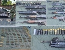 Además de armas largas y cortas, guardias aseguraron equipo táctico y una camioneta. ESPECIAL