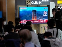 El lanzamiento del cohete recién desarrollado Chollima-1 se llevó a cabo a las 6:37 de la mañana en el Centro de Lanzamiento Satelital Sohae. AP/A. Young-joon