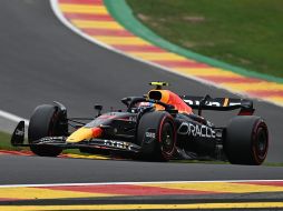 El mexicano Sergio ''Checo'' Pérez correrá su séptima carrera de 2023 con Red Bull en el GP de España. AFP / ARCHIVOI