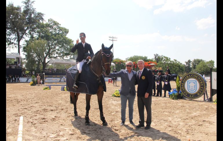 Concurso Hípico en Country. GENTE BIEN JALISCO/ Esmeralda Escamilla