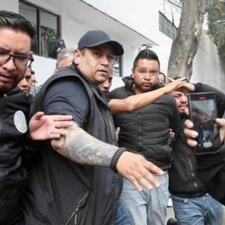 Se arrepiente de haber arrojado a Scooby al cazo de aceite hirviendo y llora Sergio 'N'