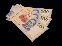 Ayer, el peso se alejó del soporte de los 17.53 pesos y encontró un nuevo piso en las 17.63 unidades. EFE/ARCHIVO