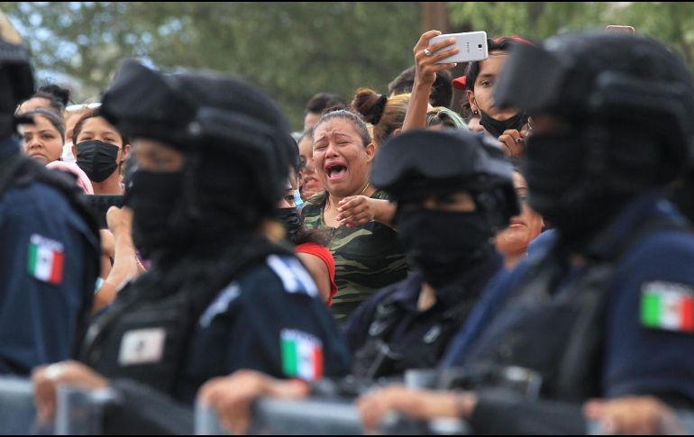 Los mexicanos se enfrentan día con día a la violencia de nuestro país. AP/ ARCHIVO