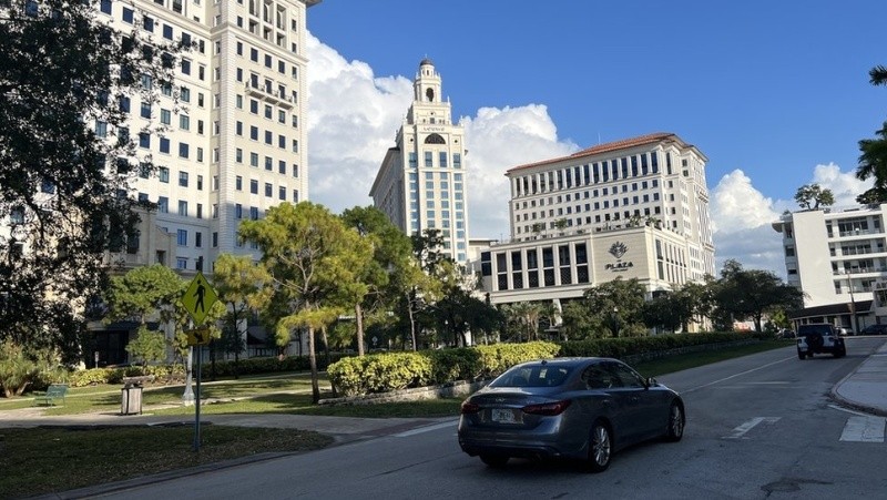Con una inversión estimada en US$600 millones, The Plaza Coral Gables es uno de los desarrollos de mayor inversión privada de Miami.
