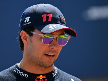 "En general, su velocidad cuando estaba solo era buena, pero el incidente arruinó todo el fin de semana", dijo el asesor de Red Bull sobre Checo Pérez. AFP / ARCHIVO