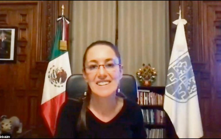La jefa de Gobierno de la Ciudad de México, Claudia Sheinbaum, compartió su postura política ante más de 10 mil jaliscienses. ESPECIAL